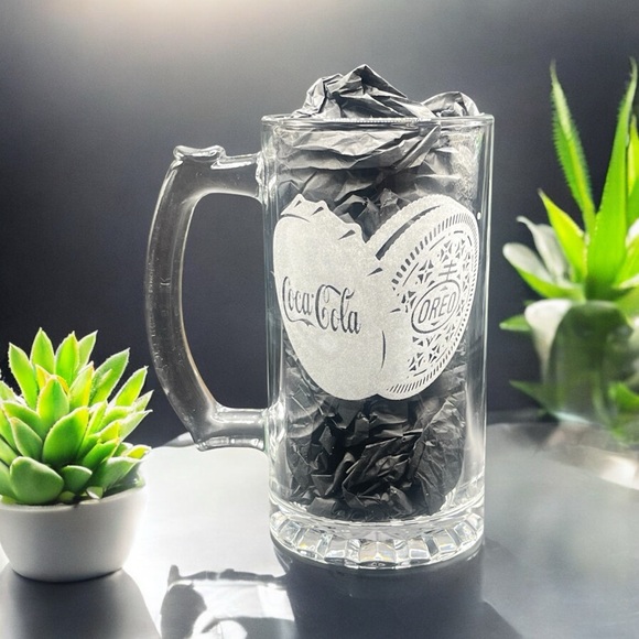 Coca Cola x Oreo 16oz Etched Beer Mug - Picture 2 of 2